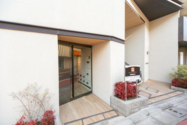 エントランス　建物の内部です
