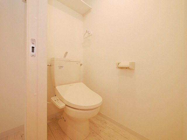 エヴァンスコート厚別中央のトイレ写真