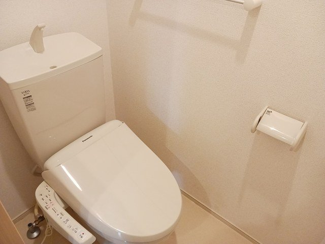 トイレ　コンパクトで使いやすいトイレです