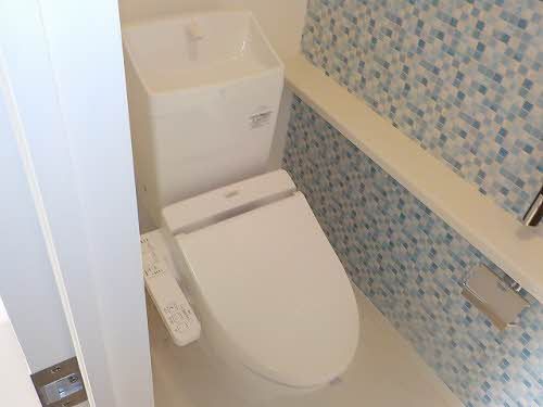 ロイヤルコートハウスのトイレ写真