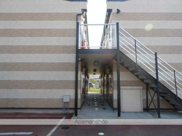 レオパレスPERSIMMONの外観写真
