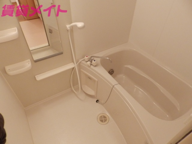 バス・シャワールーム　反転タイプ参考写真