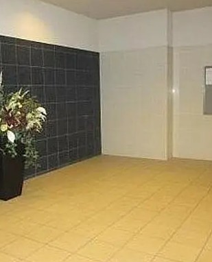 ロビー　建物の内部です