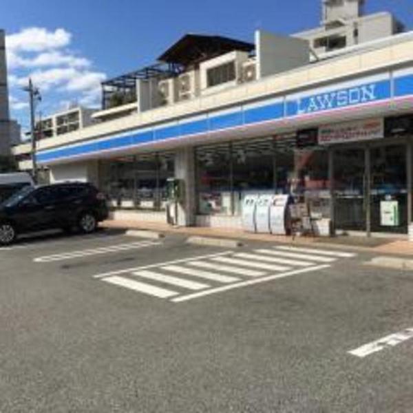 コンビニ　ローソン神戸城内通一丁目店（コンビニ）まで82m