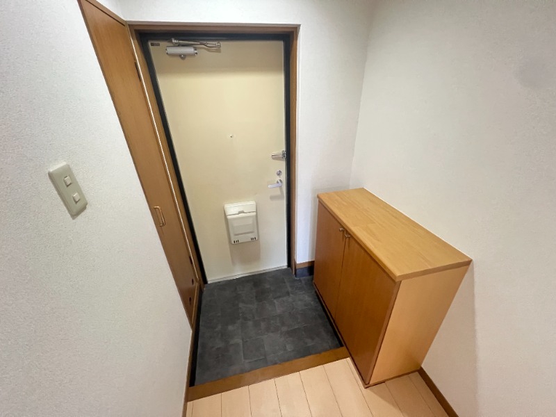 玄関　別部屋イメージ