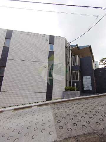 建物外観　CREAL高田馬場