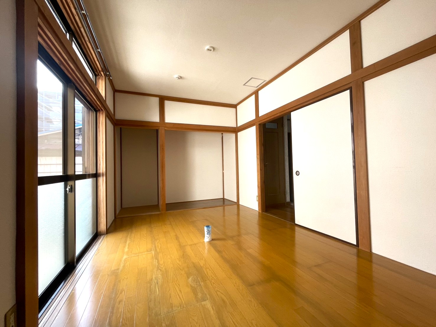 杉田4丁目戸建ての居間写真