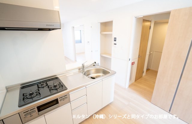 キッチン　※別物件のイメージ写真となります。現状優先。