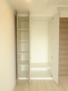 収納　※同建物内の別部屋参考写真です