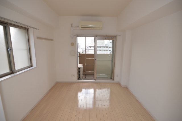居室・リビング　写真は同マンションの別のお部屋のものです