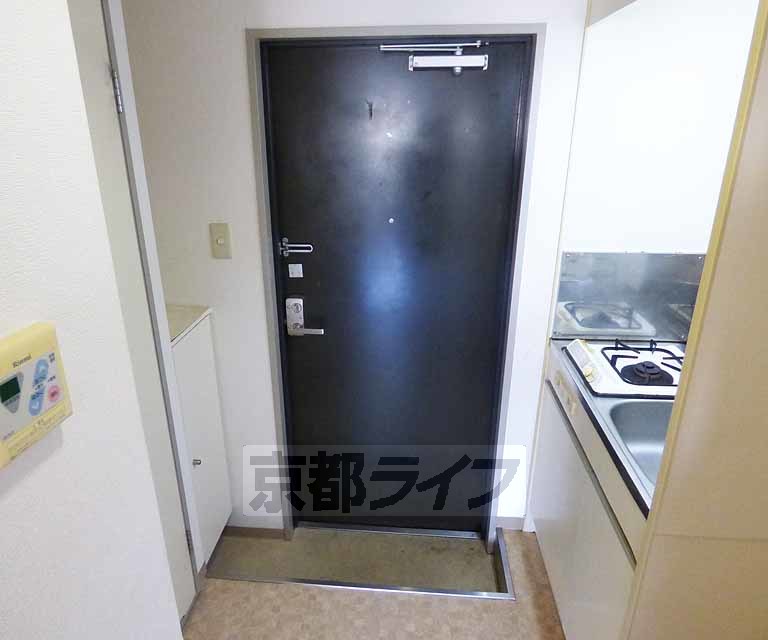 ＪＲ山陰本線 二条駅 徒歩10分 7階建 築30年の玄関写真