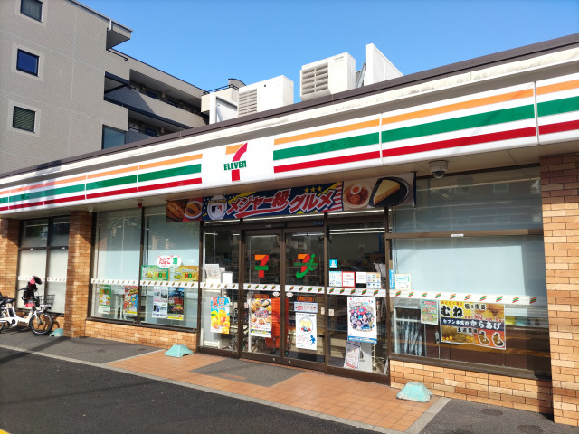 コンビニ　セブン－イレブン　浦安堀江１丁目店（コンビニ）まで450m