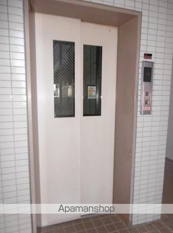 ＪＲ根岸線 新杉田駅 徒歩13分 5階建 築33年の外観写真
