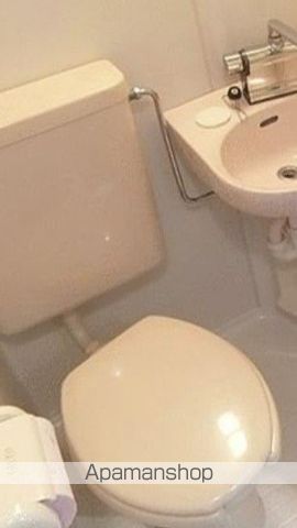 ＪＲ根岸線 新杉田駅 徒歩13分 5階建 築33年のトイレ写真