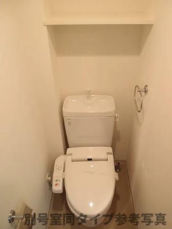 サンテミリオン池袋IIIのトイレ写真