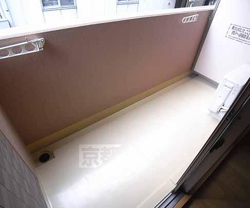 バルコニー　広めのベランダ