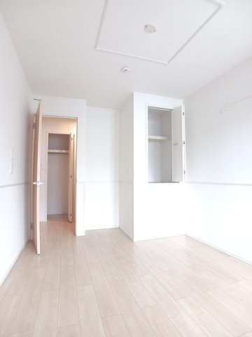 その他部屋・スペース　明るい色調の室内です
