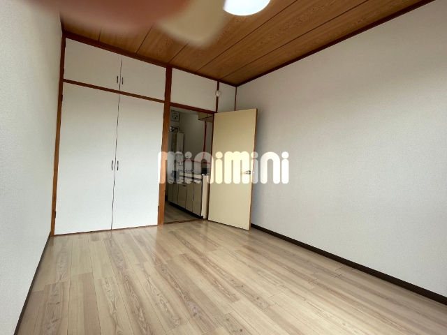 その他部屋・スペース　木の温かみが感じることができるお部屋となっております。