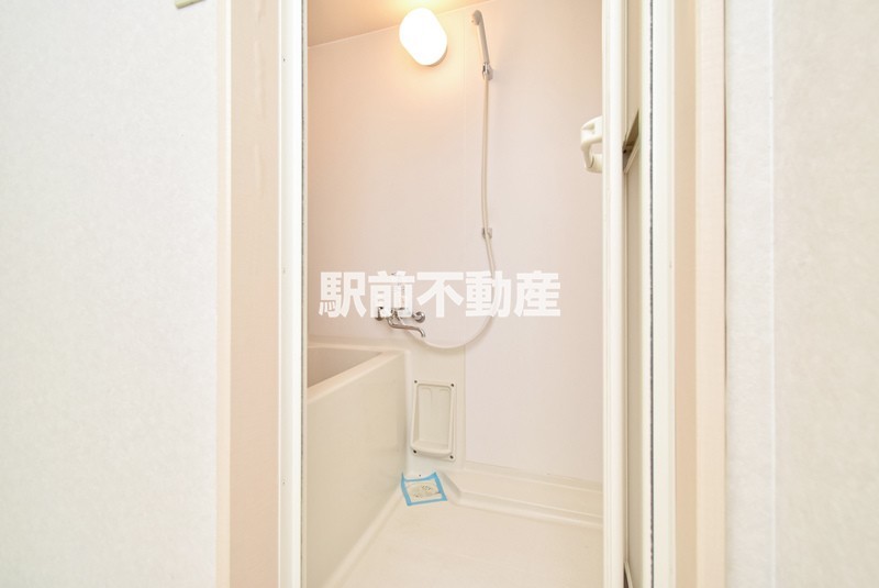 ＪＲ久大本線 久留米大学前駅 徒歩10分 2階建 築21年の風呂写真