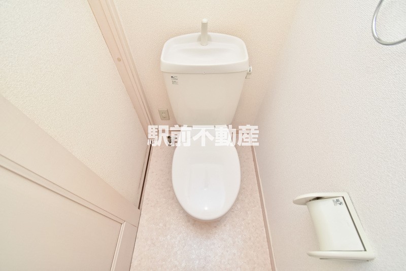 ＪＲ久大本線 久留米大学前駅 徒歩10分 2階建 築21年のトイレ写真