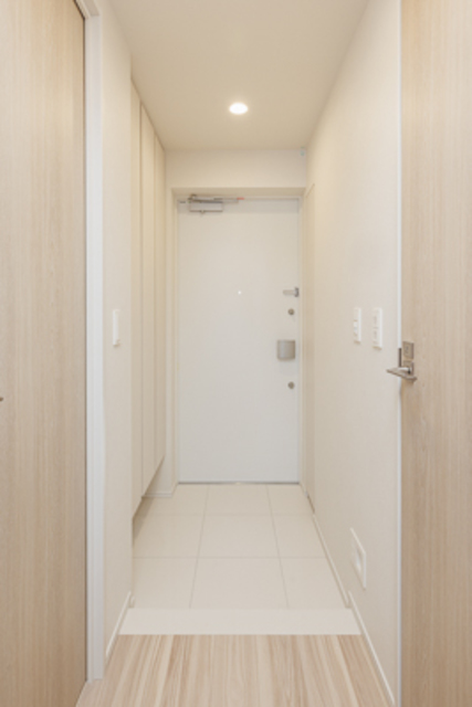 玄関　※写真は同タイプ住戸です。