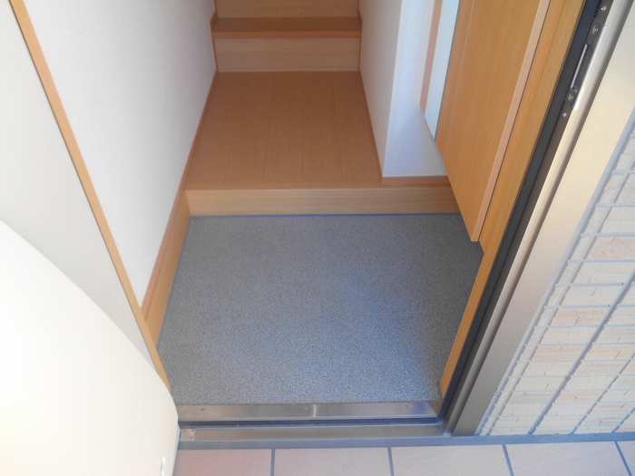 玄関　同タイプ別部屋参考写真です