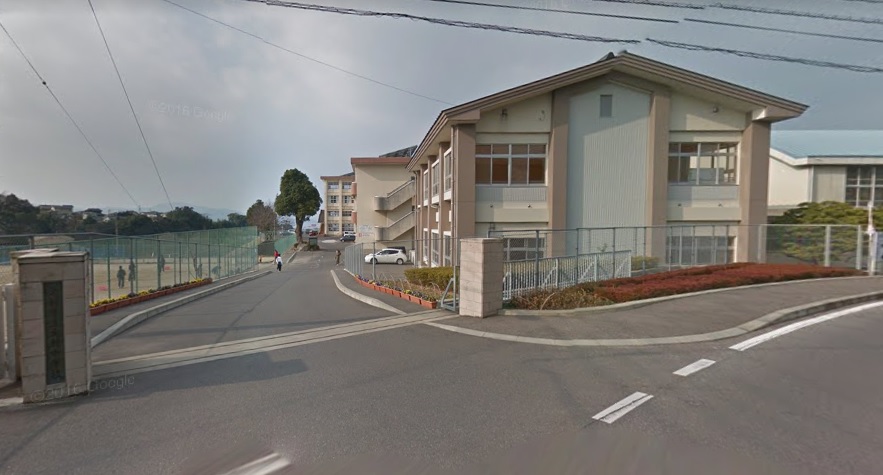中学校　大村市立大村中学校（中学校）まで1573m