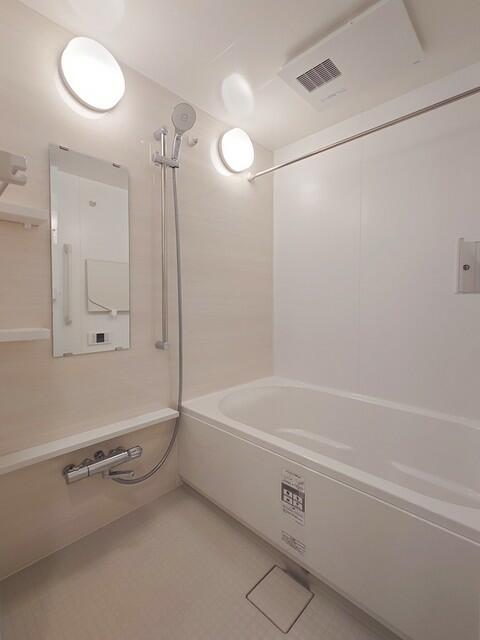 バス・シャワールーム　※写真は同タイプ住戸です。