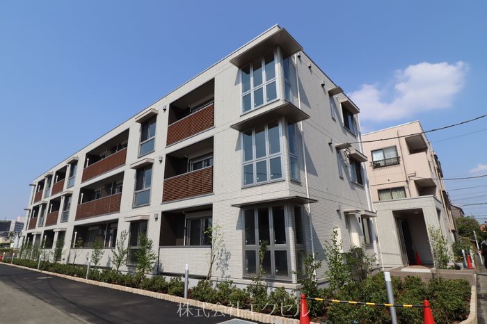 建物外観　小平駅徒歩７分！