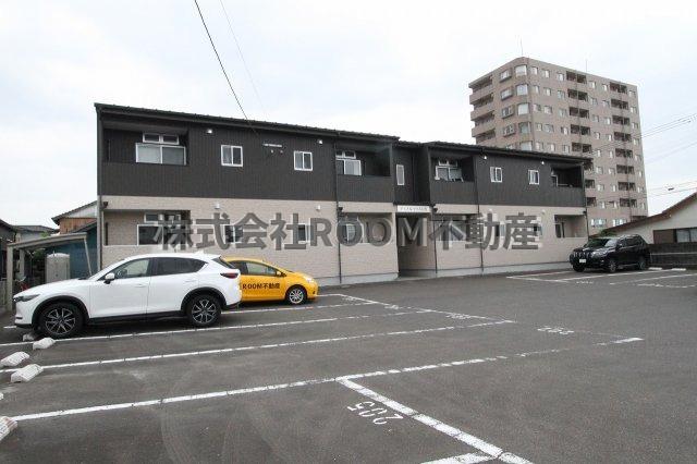 建物外観　落ち着いた雰囲気の外観です