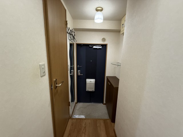イーズコート桃山台の玄関写真