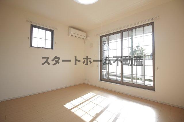 居室・リビング　使いやすい居間です