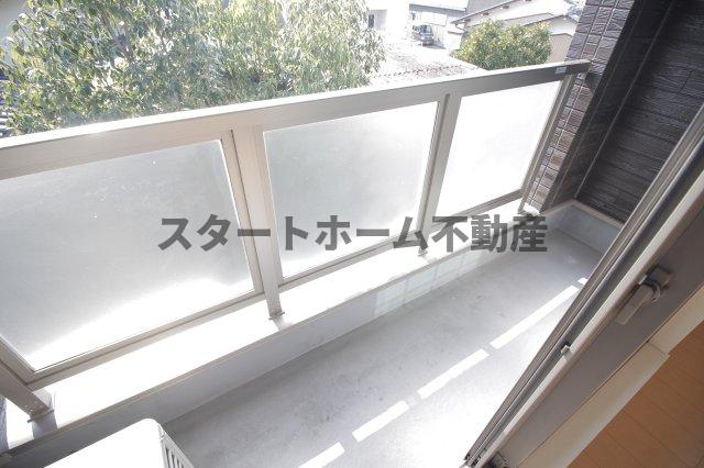 バルコニー　バルコニーがあります