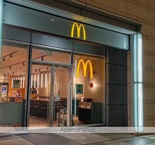 飲食店　マクドナルド品川インターシティ店（飲食店）まで309m