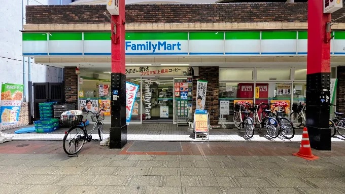 コンビニ　ファミリーマート台東千束店（コンビニ）まで175m