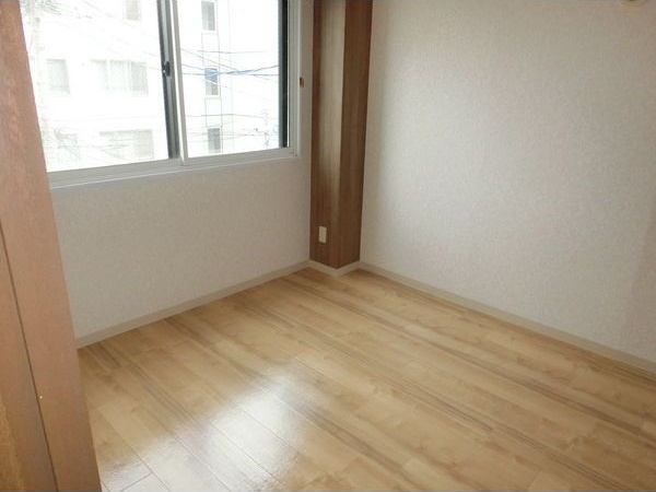 その他部屋・スペース　明るい洋室です。