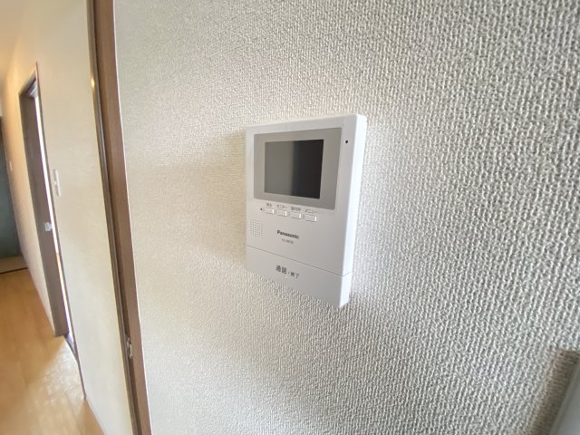 セキュリティ　モニター付きインターホンです。