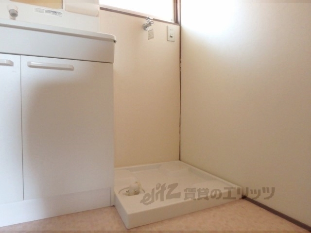 その他部屋・スペース　洗濯機置場