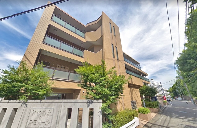 建物外観　オートロック付きマンション
