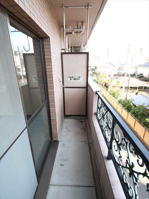 バルコニー　松山市味酒町　プレアール味酒　ベランダ