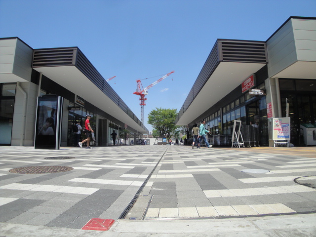 ショッピングセンター　相鉄ライフ南まきが原（ショッピングセンター）まで848m