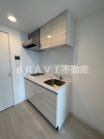 キッチン　【アドバンス上町台シュタット】コンパクトなキッチンで掃除もラ