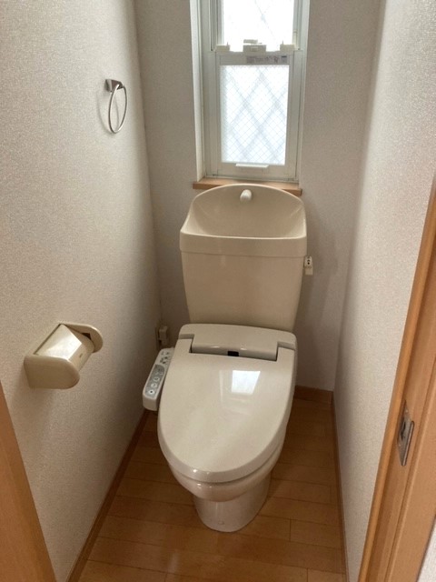 トイレ　ウォシュレットです。