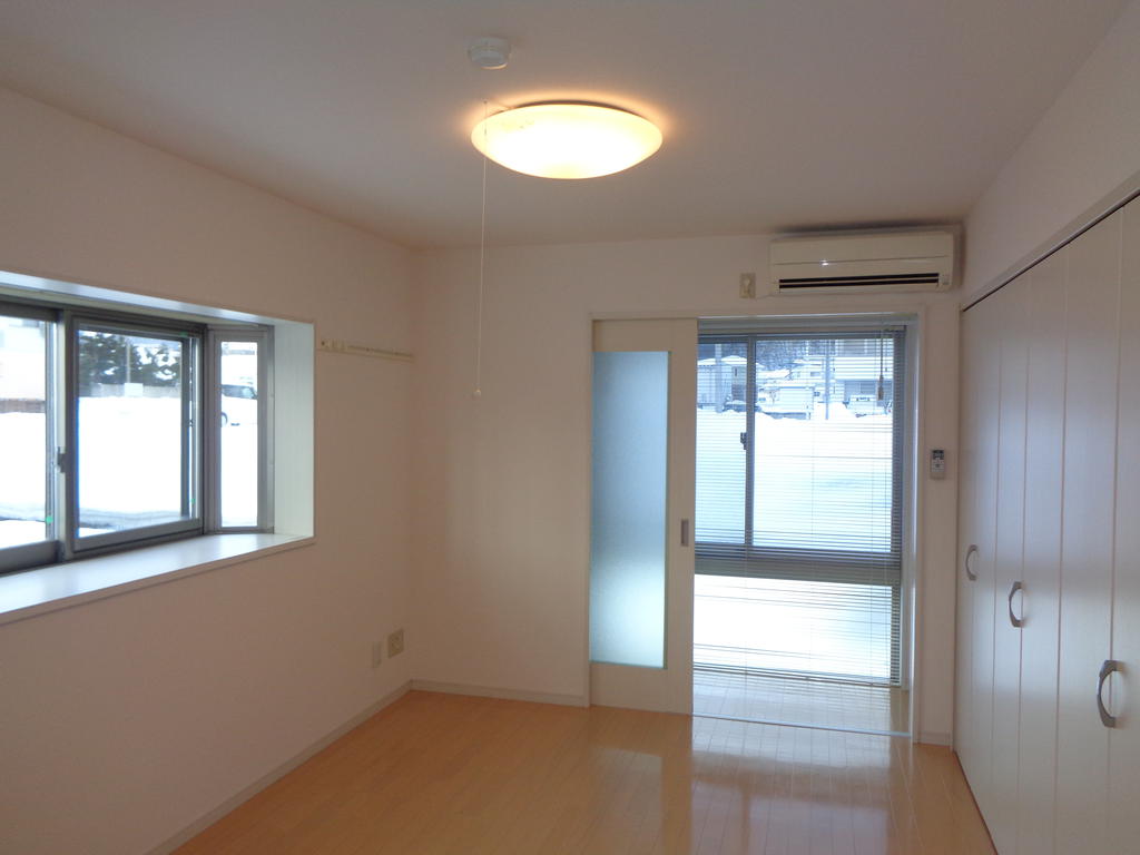 居室・リビング　（参考）