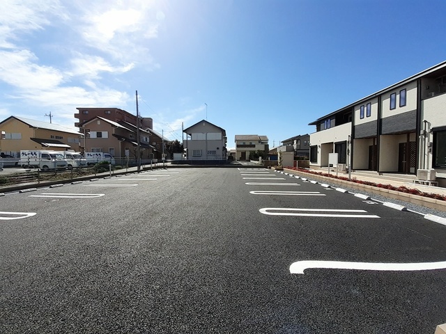 【熊谷市広瀬のアパートの駐車場】