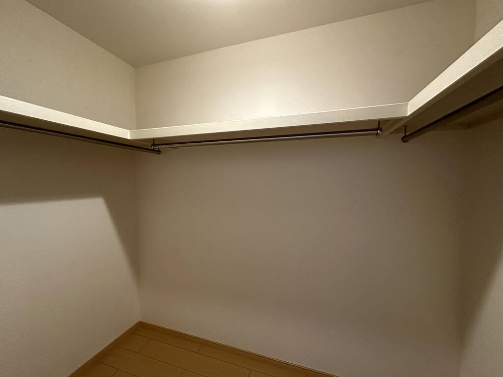 収納　ウォークインクローゼット