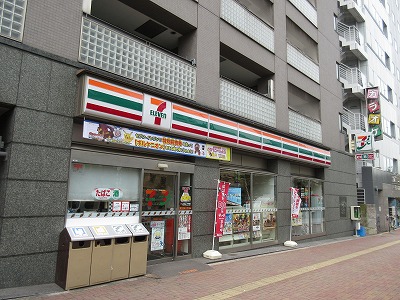 コンビニ　セブンイレブン東中野３丁目店（コンビニ）まで1m