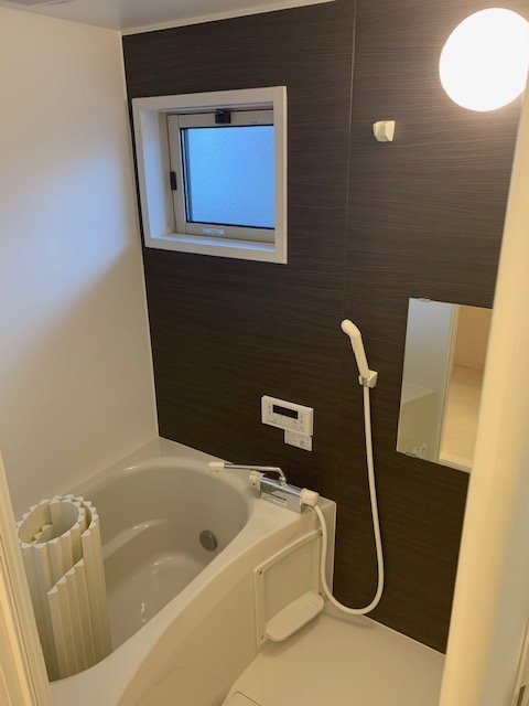 バス・シャワールーム　追焚き付お風呂　シャワー付