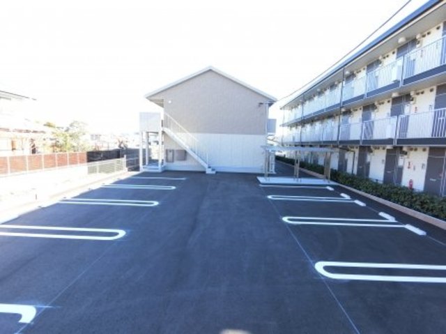 駐車場　敷地内駐車スペース