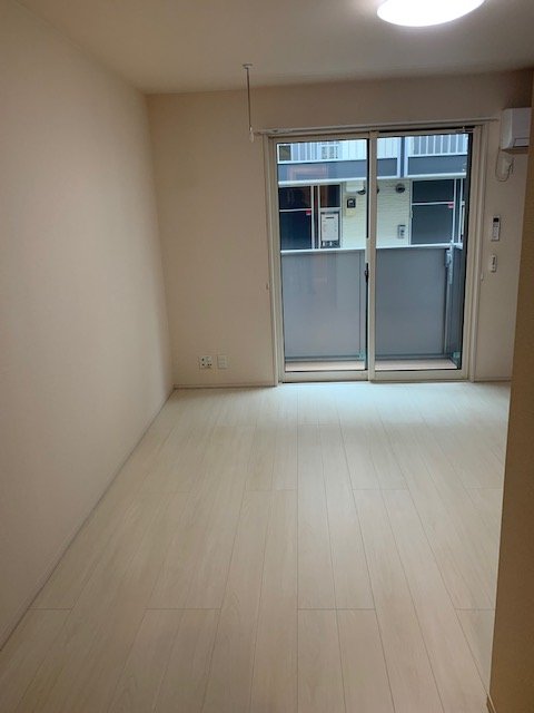 居室・リビング　収納付のお部屋